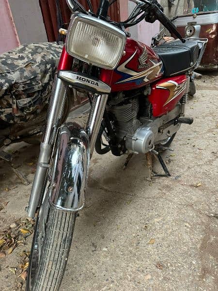 honda cg 125 red color karachi number 5