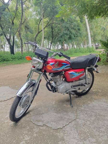 Honda CG125 7