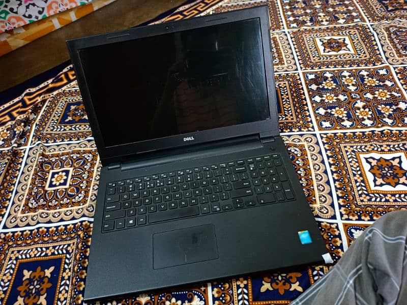 Dell Inspiron 3542 1