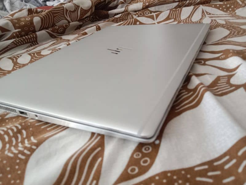 HP Elitebook 1040 G4 10