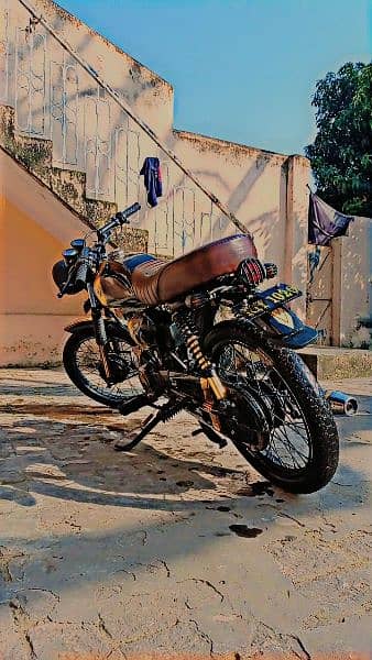 Cafe Racer converted 70 crown modified 2019 model 1