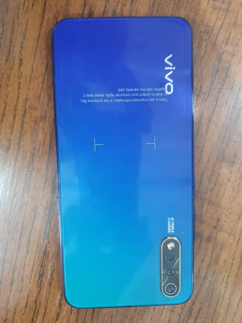 Vivo S1 8/256 GB 0