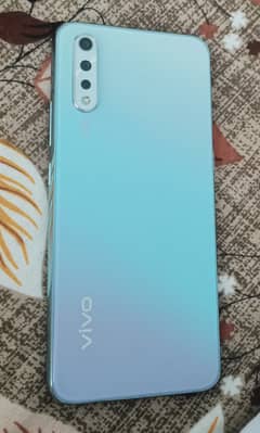 Vivo S1 8/256 in display fingerprint 0