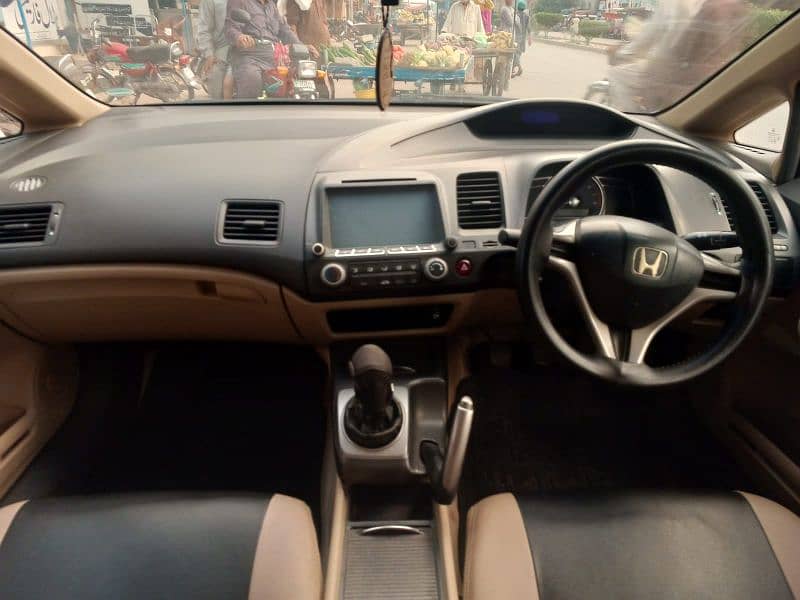 Honda Civic VTi 2011 3