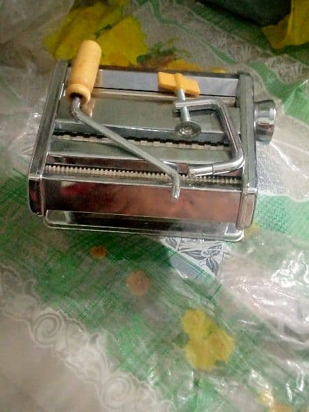 pasta maker 4