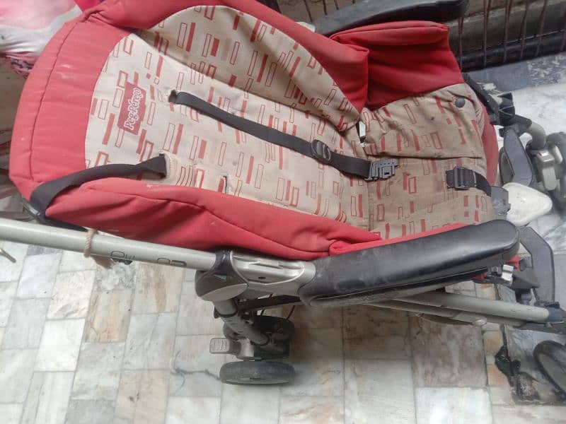 kids pram in good condition 2