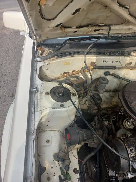 Toyota 1986 good condition 5