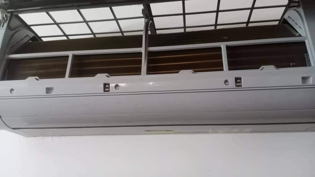 Used Haier Split AC (HSU 12HNR) INVERTOR for Sale - Great Condition 1