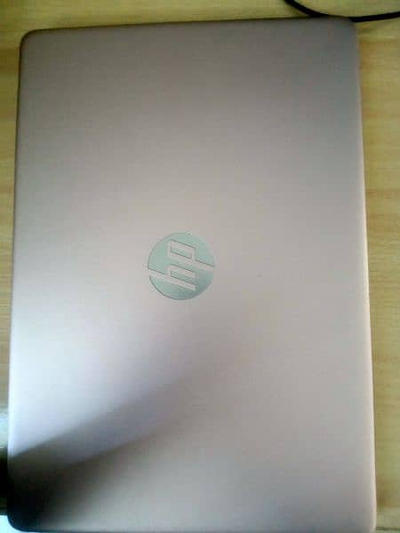 HP laptop AMD 3020e in good condition 4