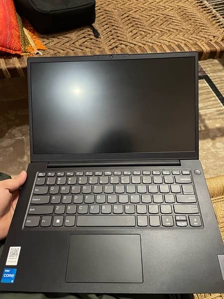 Lenovo V14 G3 3