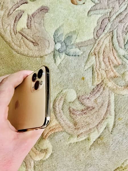 IPHONE 11 PRO MAX 256 GB, NON PTA 5