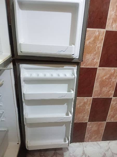 Dawlance fridge for sale 3