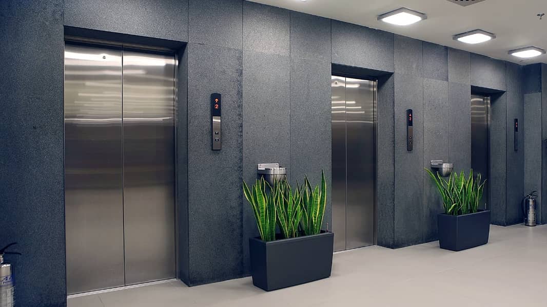 Passenger lift /Capsule Lift /Hospital lift,service krwaye Sirf 5000 10