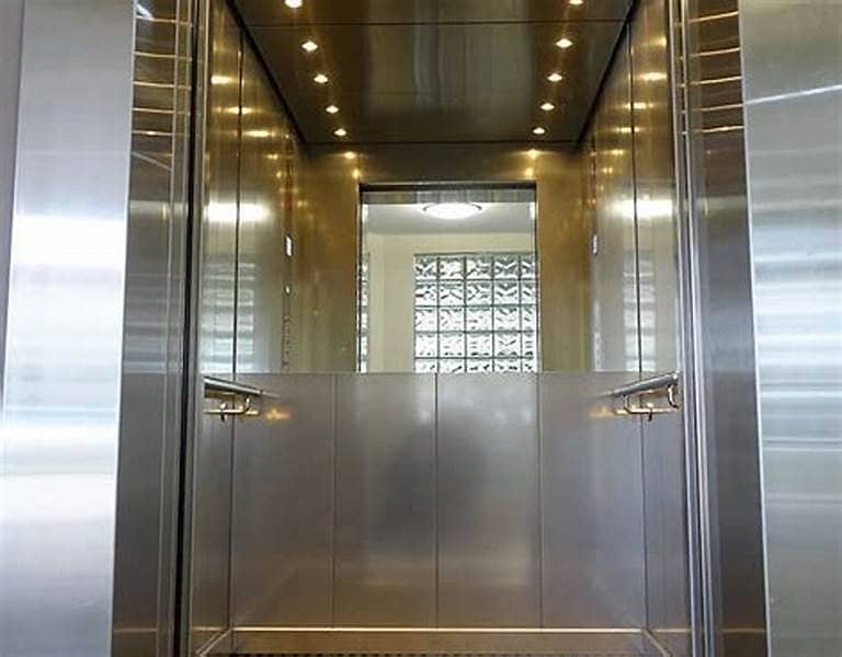 Passenger lift , Capsule Lift , Hospital / service krwaye Sirf 5000man 5