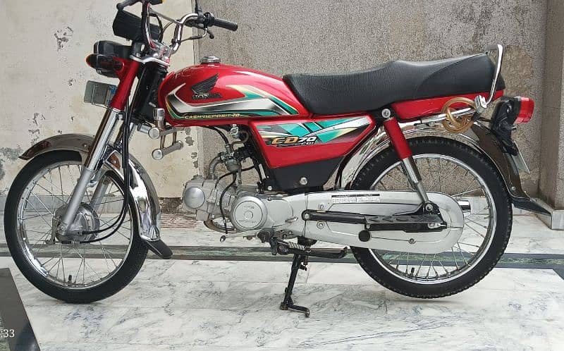 CD 70 Bike 6