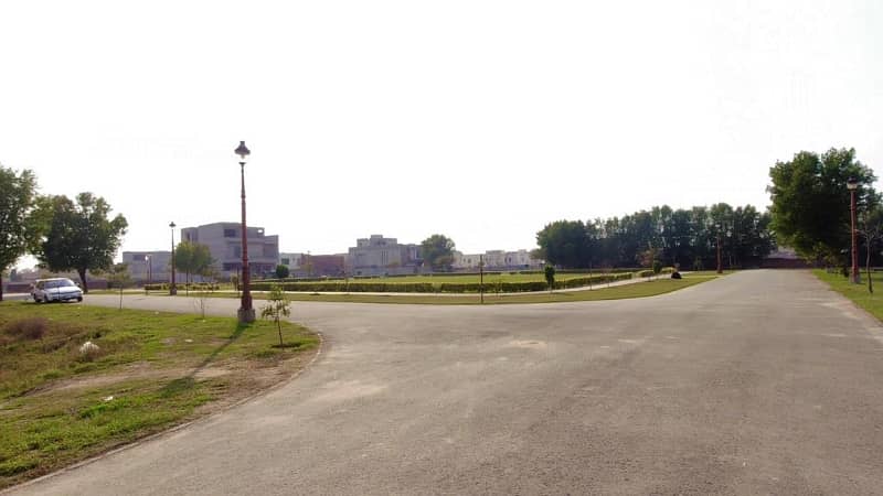 Corner + Facing Park 2 Kanal Residential Plot For Sale In Lake City - Sector M-1 Lake City Raiwind Road Lahore 24