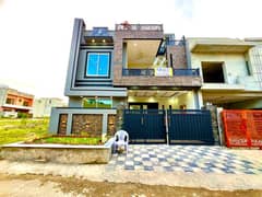 8 MARLA LUXURY BRAND NEW HOUSE FOR SALE F-17 ISLAMABAD ALL FACILITY AVAILABLE CDA APPROVED SECTOR