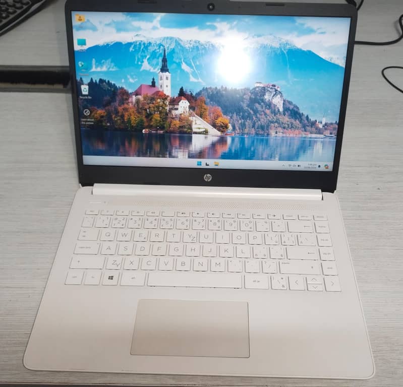 HP Laptop 14s 8GB Ram 256GB ssd  AMD Processor 0