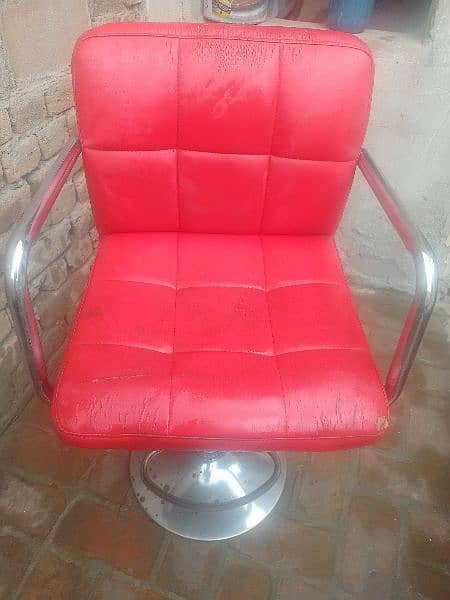 swivel chair 3