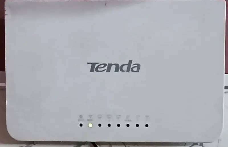 Tenda F3 Wireless for sale 8/10 Condition 1