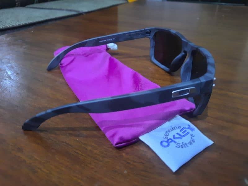 Holbrook camouflage Oakley sunglass exclusive 2