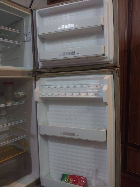 Dawlance fridge 4