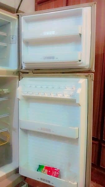 Dawlance fridge 9