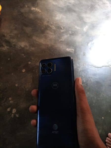 motorola one 5G UW 9