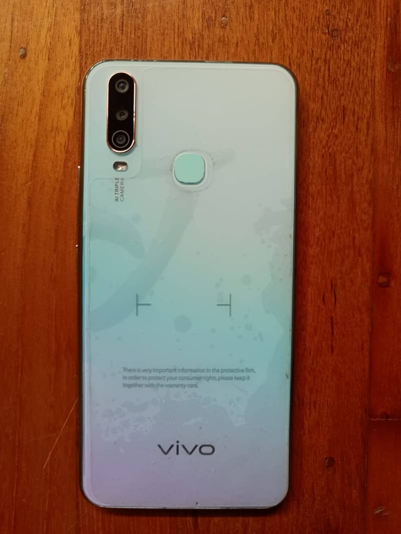 Vivo mobile Y17 8