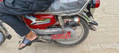 honda 125 like new only 8000km chla huwa ha