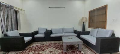 7 seater sofa with centre table 0