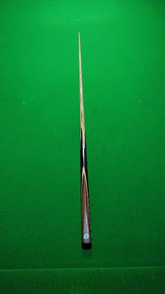 Master Original one piece snooker cue.   contact. . . 03214965882 1