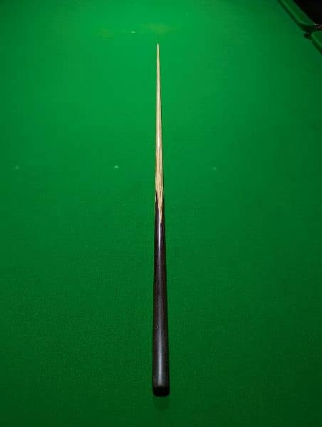 Master Original one piece snooker cue.   contact. . . 03214965882 4