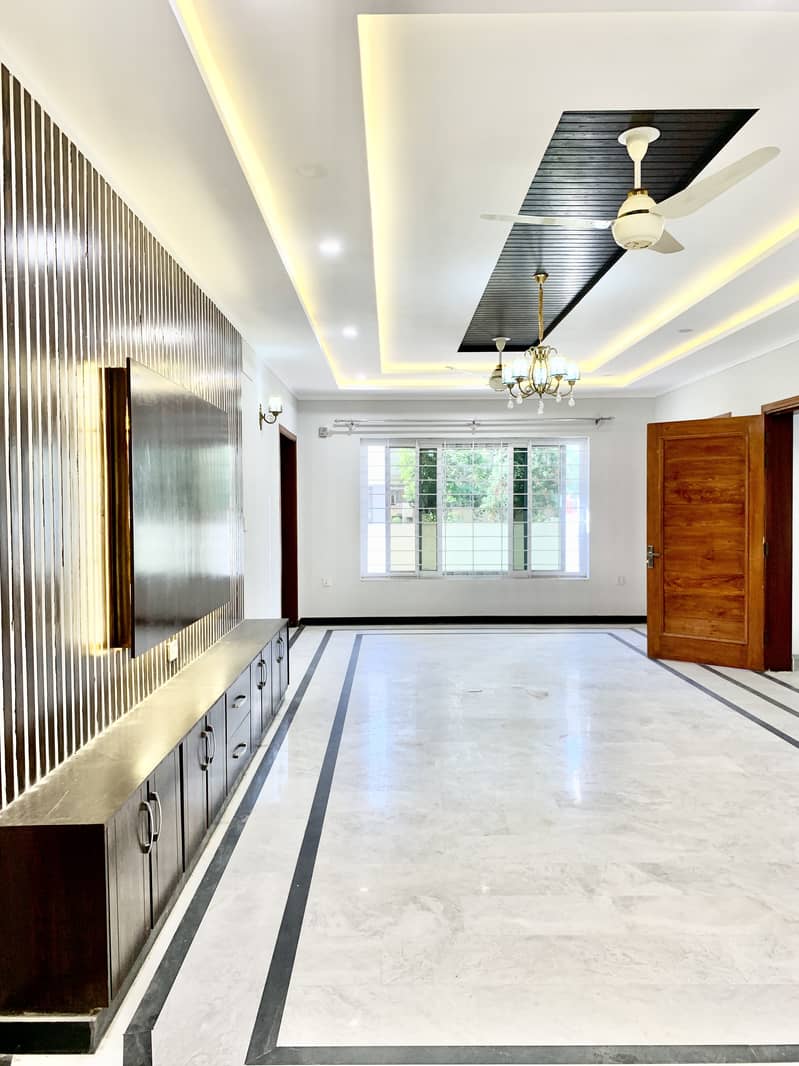 Brand New Beautiful Luxurious Tiles Flooring Ground Floor Available For Rent In E-11/3, Islamabad 2