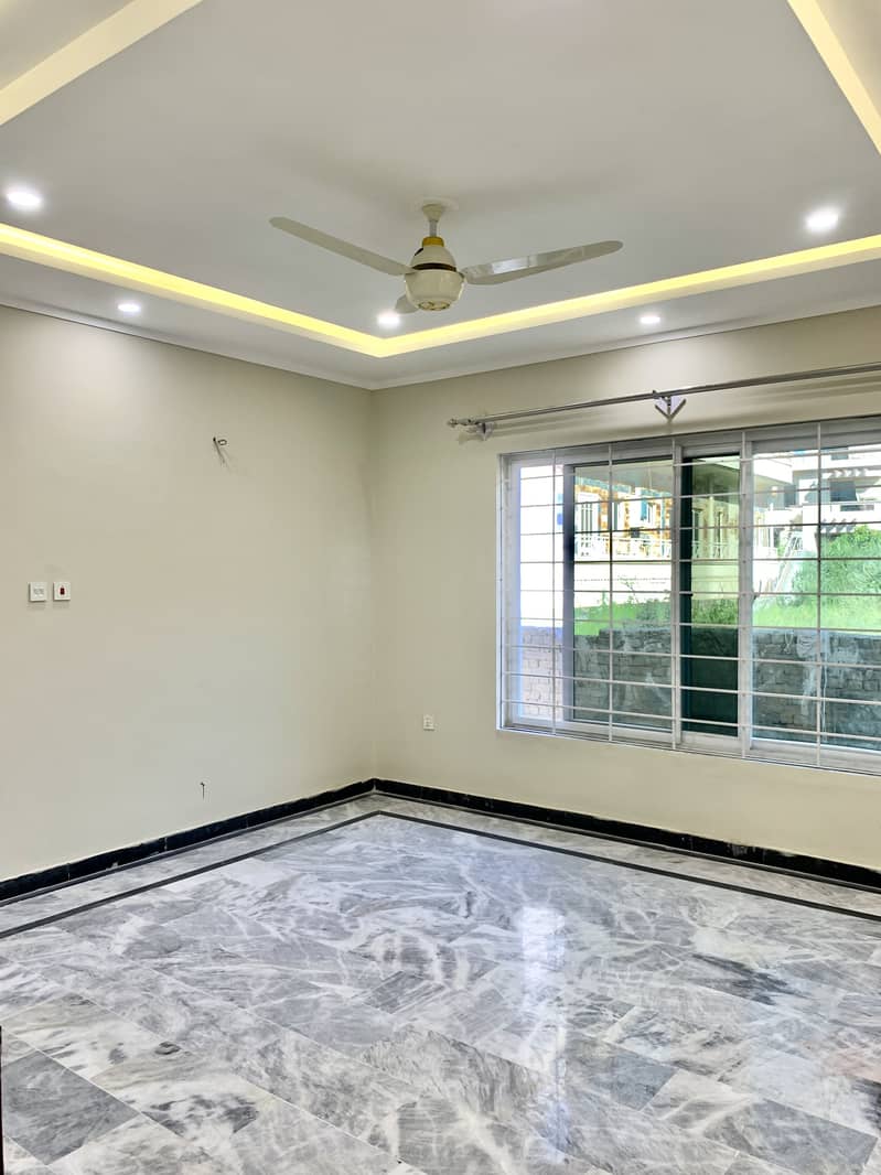 Brand New Beautiful Luxurious Tiles Flooring Ground Floor Available For Rent In E-11/3, Islamabad 16