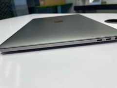 Apple Macbook Pro 2019 13” 0