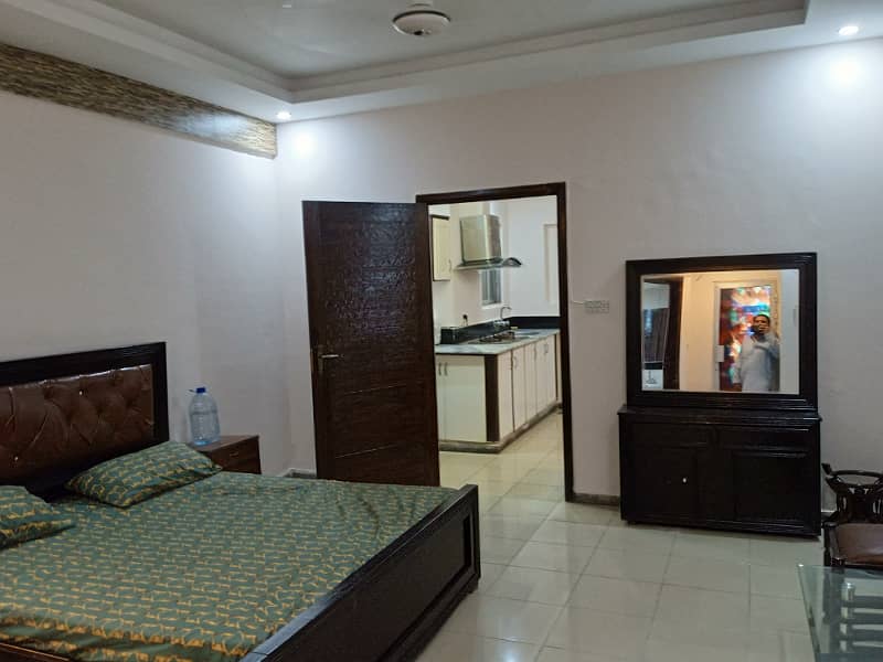 1 Bedroom Fully Furnished Flat In Qj Heights Safari Villas1 Phase1 Bahria Town 5