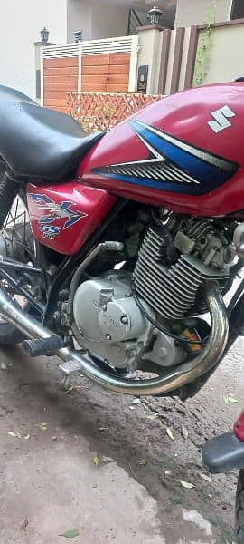 Suzuki GS 150. . . 68000 km. . . one hand use 5