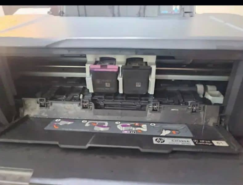 HP Deskjet 2000 printer j210a 1