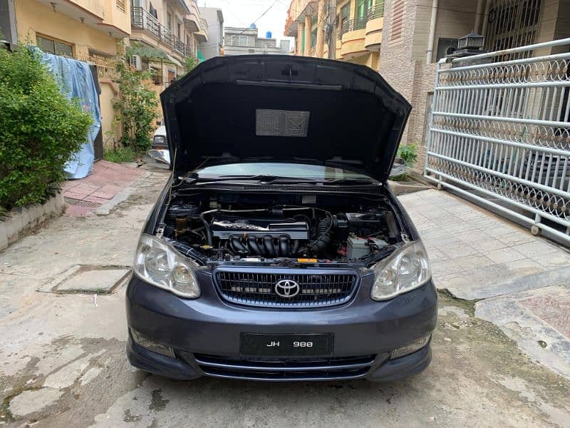 Toyota Corolla Altis 2005 16