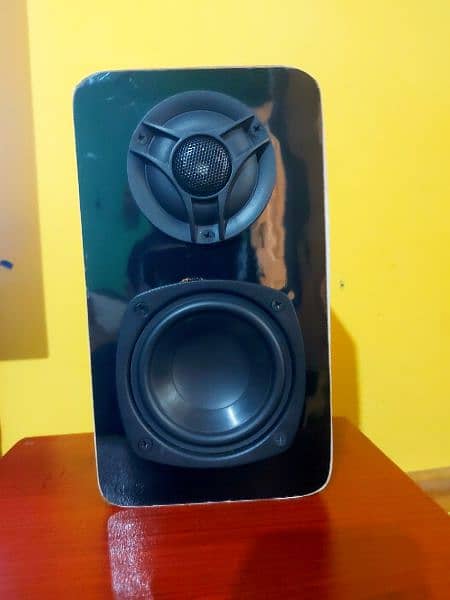 DIFFERENT  SPEAKERS DIFFERENT  PRICES 12