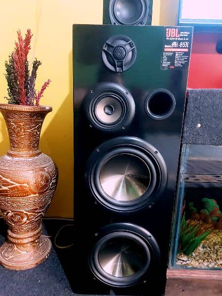 DIFFERENT  SPEAKERS DIFFERENT  PRICES 19