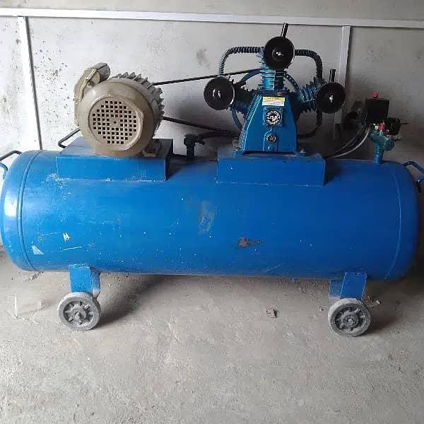 Air compressor / Air and water pipe / Car wash jack and grader 9