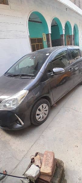 Toyota Vitz 2017 4