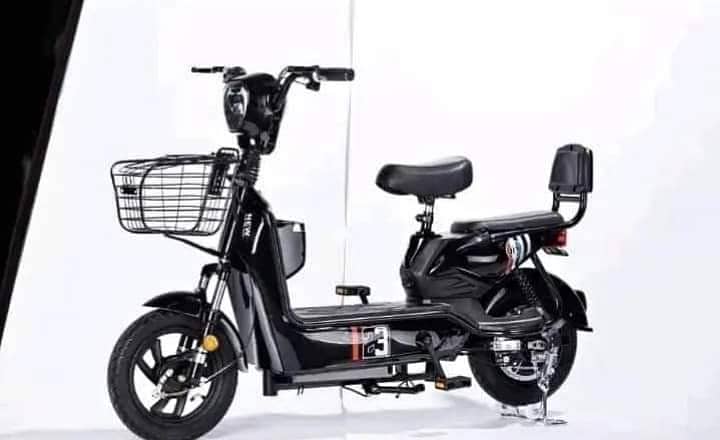 Electric Scooty yj future indus 450 watt 6 MONTH WARRANTY 1