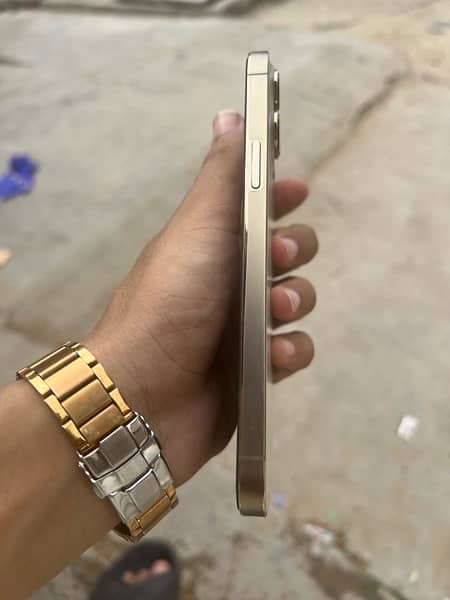 iPhone 13 Pro Max 128gb hk pta approved 1