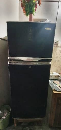 Haier Fridge used 8/10 condition