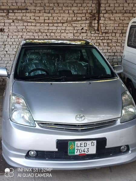 Toyota Prius S 2008 /2013 1.5( Home use car in Excellent condition ) 0