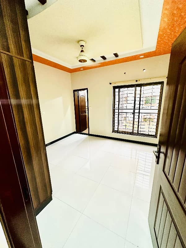 4 Marla Brand New House For Sale Military Accounts Near College Road 30