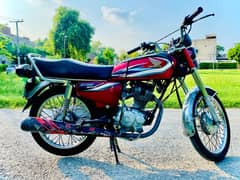 Honda 125 Red color (2015 Model) Excellent condition